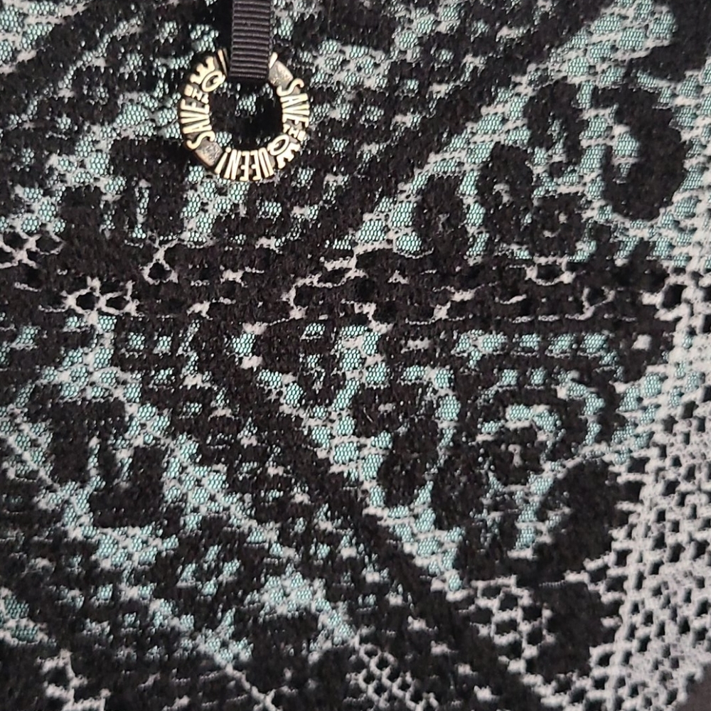 Save the Queen dress size M - Picture 8 of 10